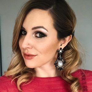 Meet your Posher, Justine